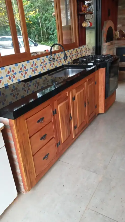 Foto 480 - movel da Ophicina da Madeira